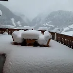 Haus Bergblick 아파트 Prägraten